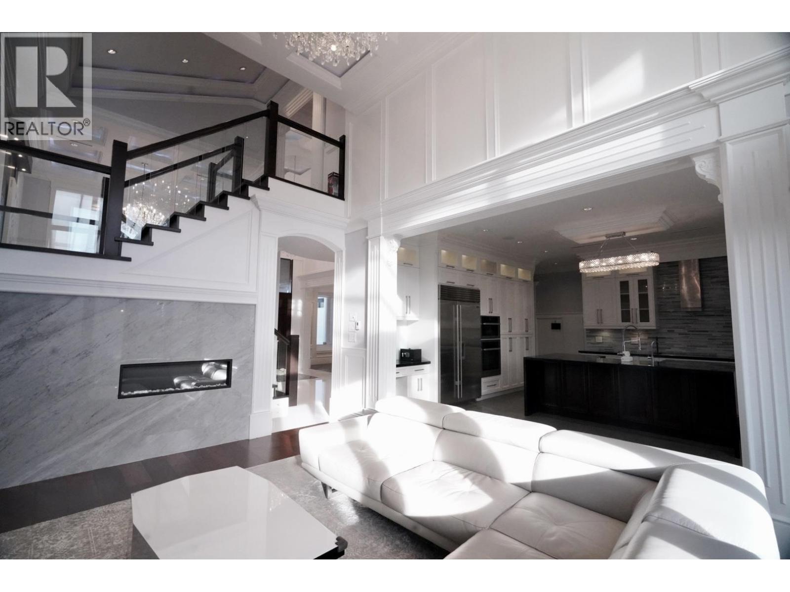 9591 Bates Road, Richmond, BC - Indoor With Fireplace