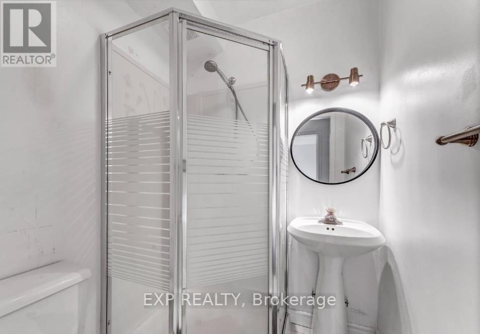 Basement - 2101 Eric Crescent, Ottawa, ON - Indoor Photo Showing Bathroom