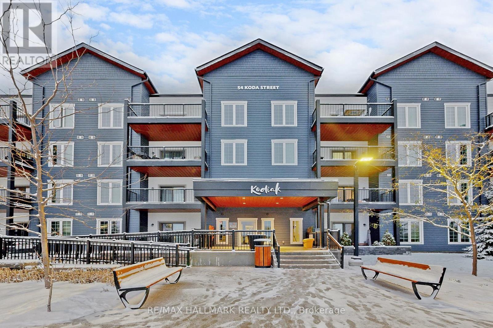 417 - 54 Koda Street, Barrie, ON - Outdoor With Balcony