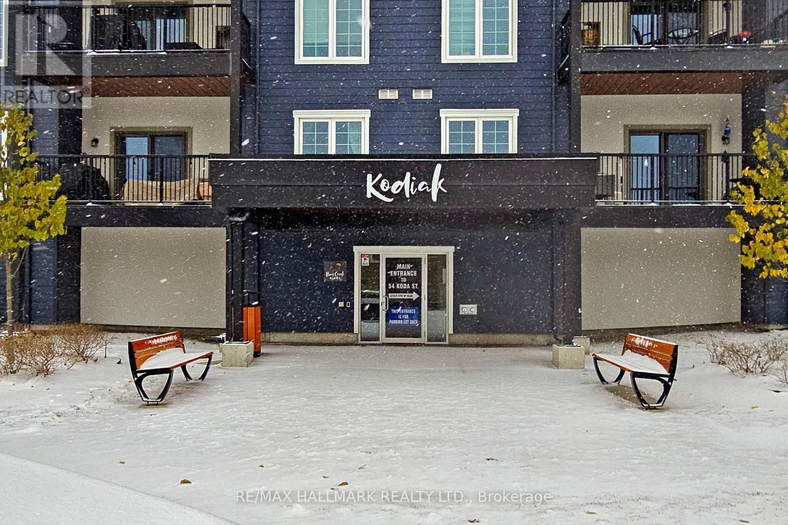 417 - 54 Koda Street, Barrie, ON - Outdoor With Balcony