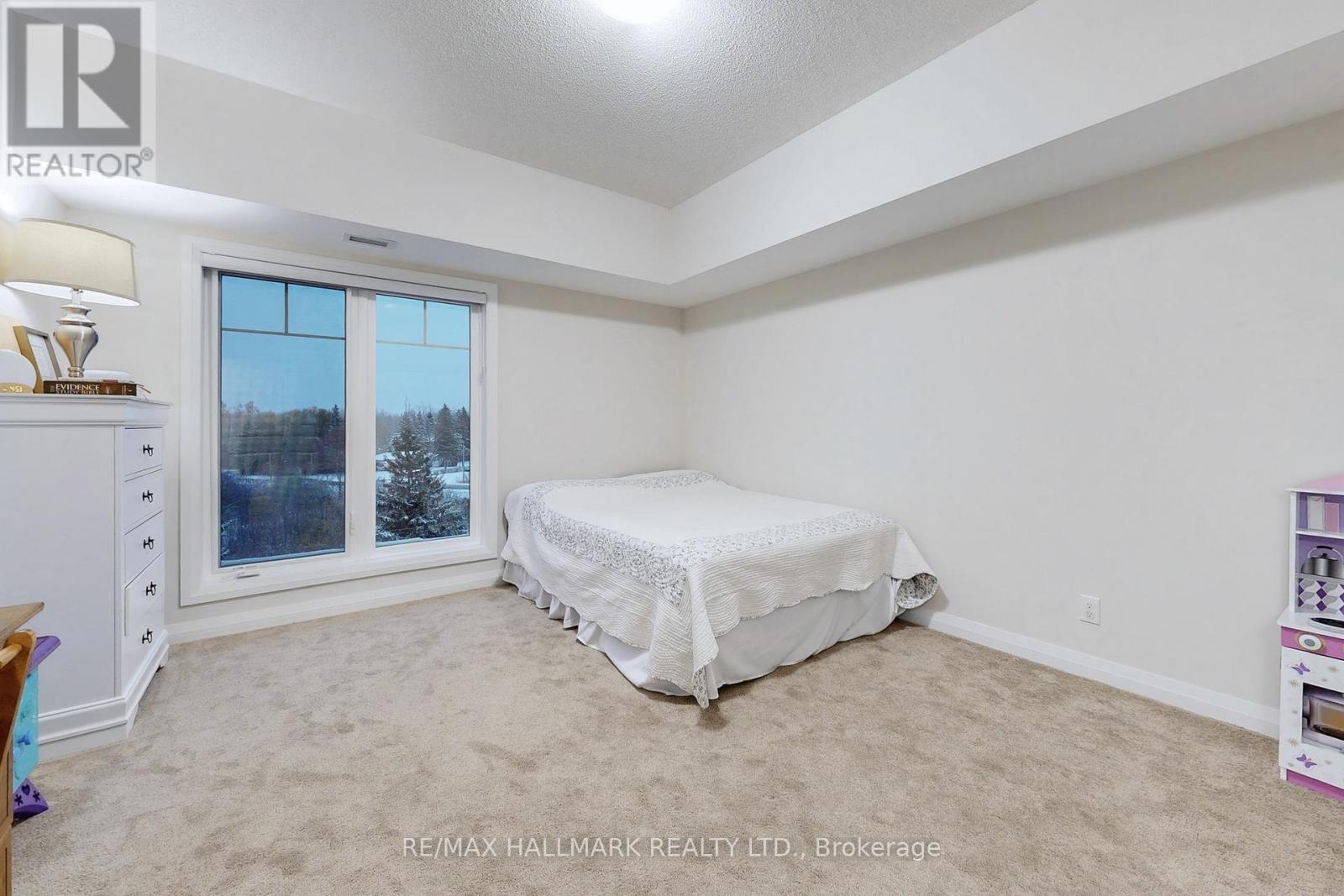 417 - 54 Koda Street, Barrie, ON - Indoor Photo Showing Bedroom