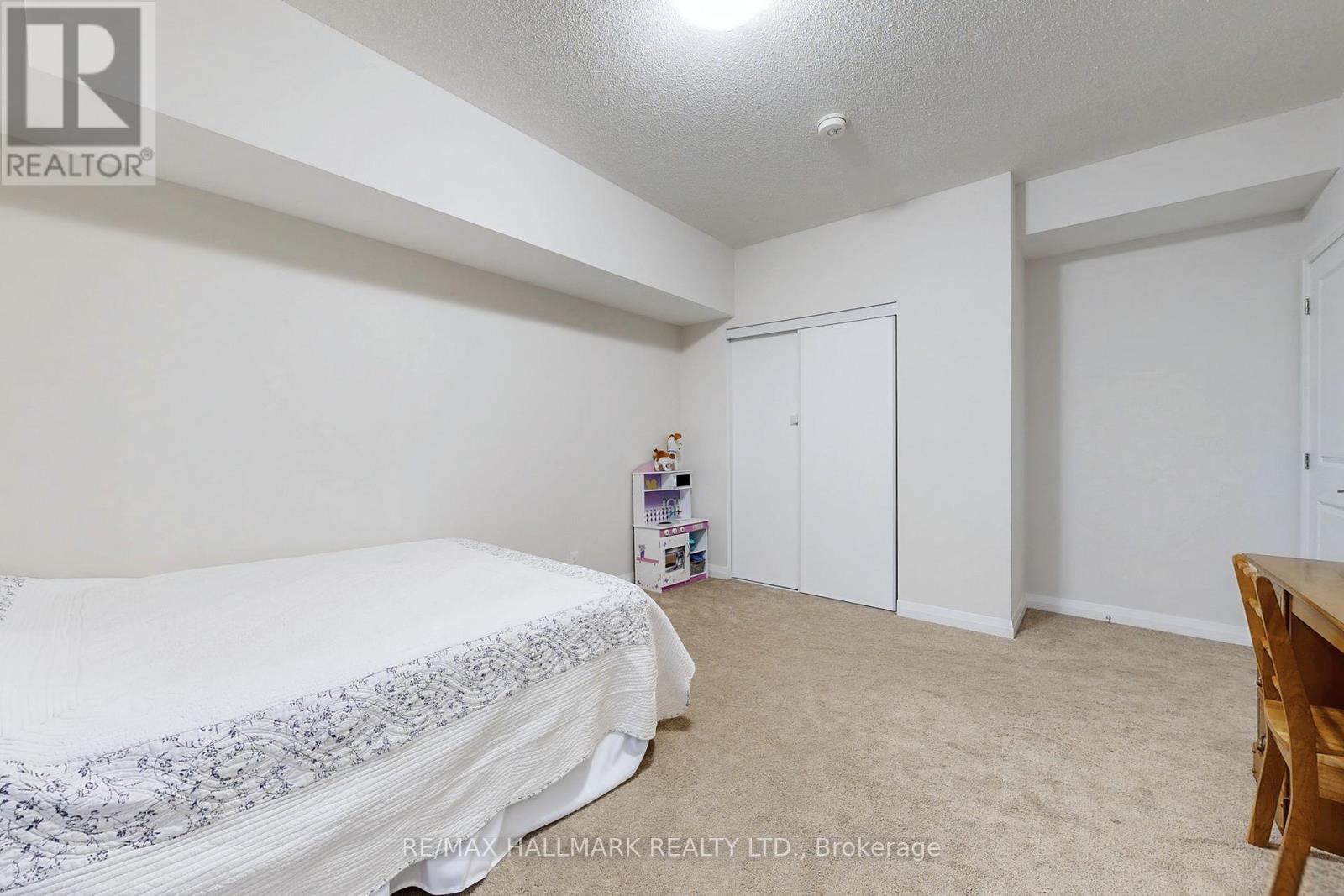 417 - 54 Koda Street, Barrie, ON - Indoor Photo Showing Bedroom