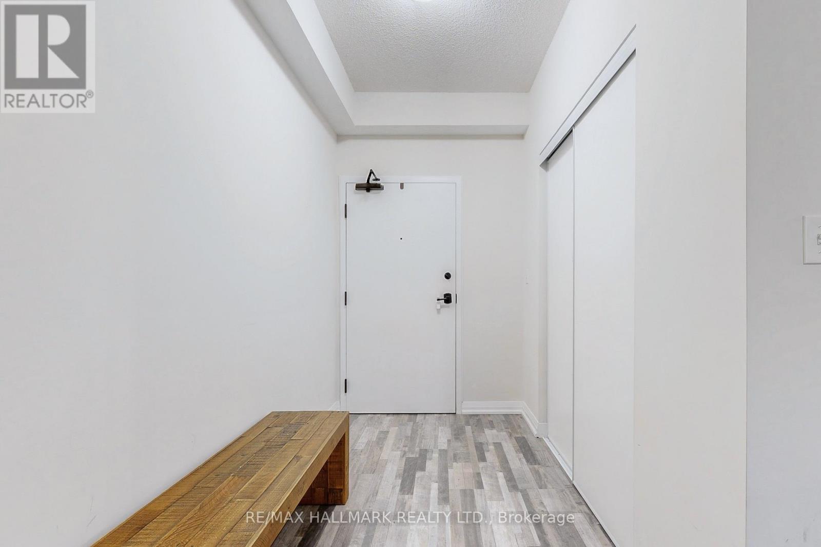 417 - 54 Koda Street, Barrie, ON - Indoor Photo Showing Other Room