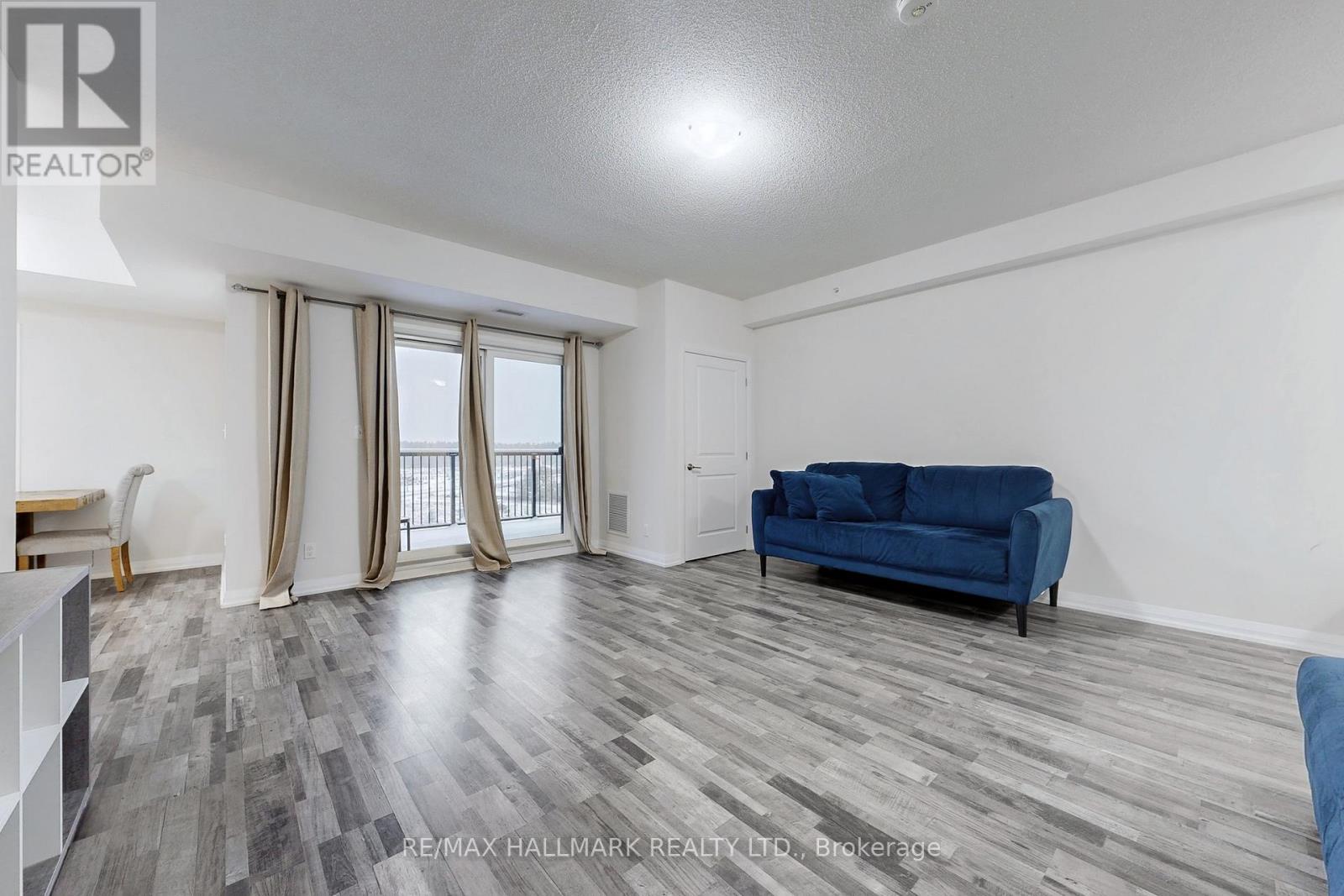 417 - 54 Koda Street, Barrie, ON - Indoor Photo Showing Other Room