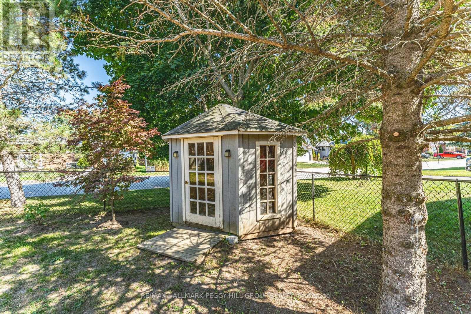 239 Simcoe Street, Clearview, ON - Outdoor