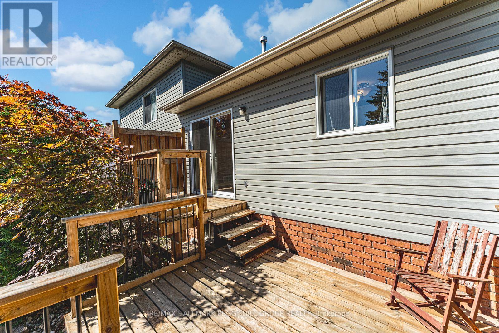 239 Simcoe Street, Clearview, ON - Outdoor With Deck Patio Veranda With Exterior