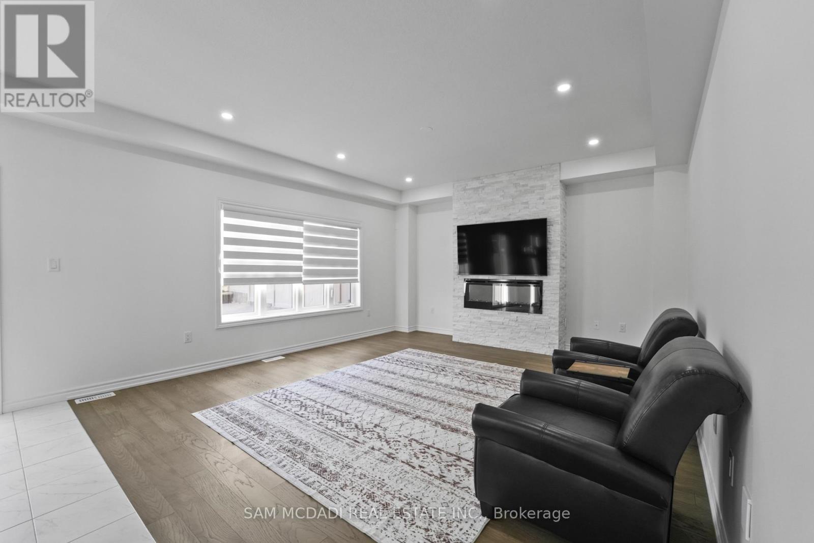 Upper - 4008 Highland Park Drive, Lincoln, ON - Indoor