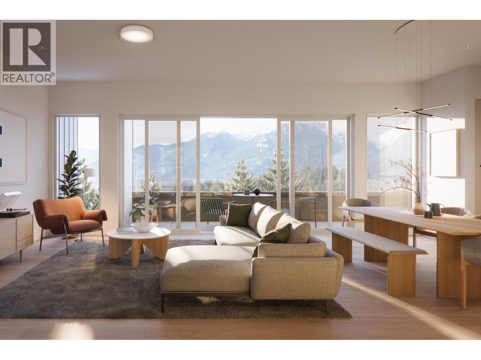 2 2900 University Boulevard, Squamish, BC - Indoor Photo Showing Living Room