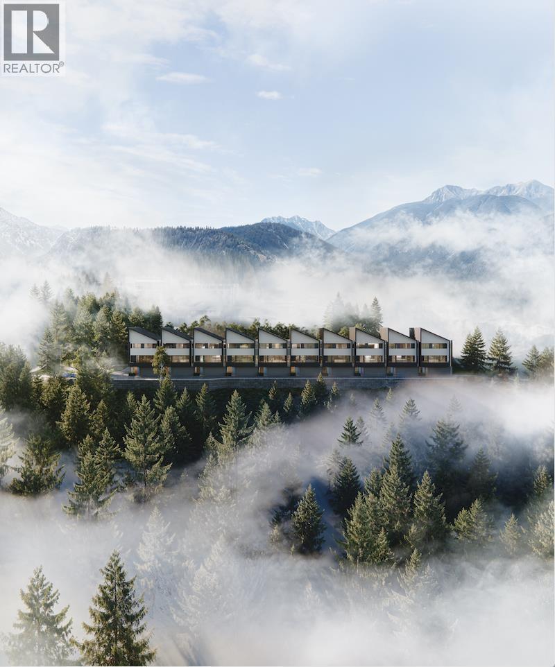 2 2900 University Boulevard, Squamish, BC - Outdoor With View