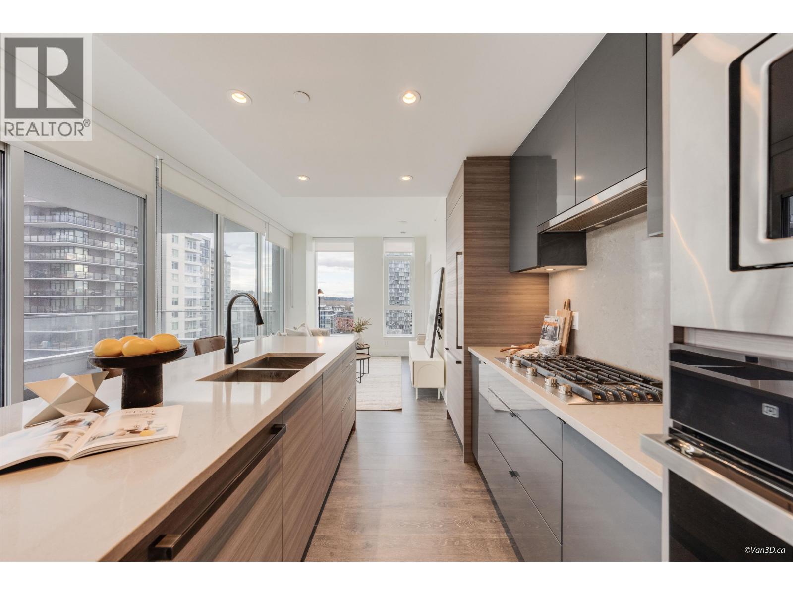 1307 3438 Sawmill Crescent, Vancouver, BC - Indoor Photo Showing Kitchen With Double Sink With Upgraded Kitchen