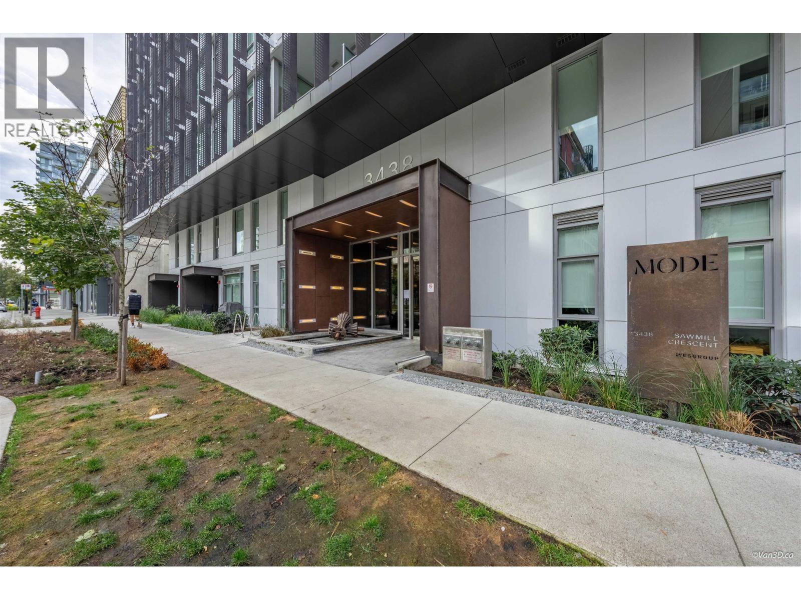 1307 3438 Sawmill Crescent, Vancouver, BC - Outdoor