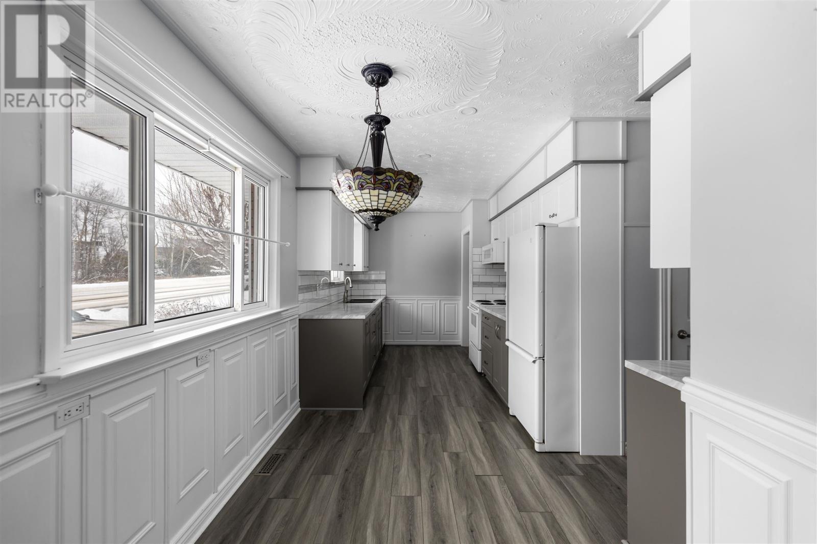 263 Second Lin E, Sault Ste. Marie, ON - Indoor Photo Showing Other Room