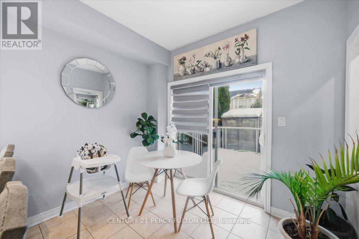 67 Kenilworth Crescent, Whitby, ON - Indoor