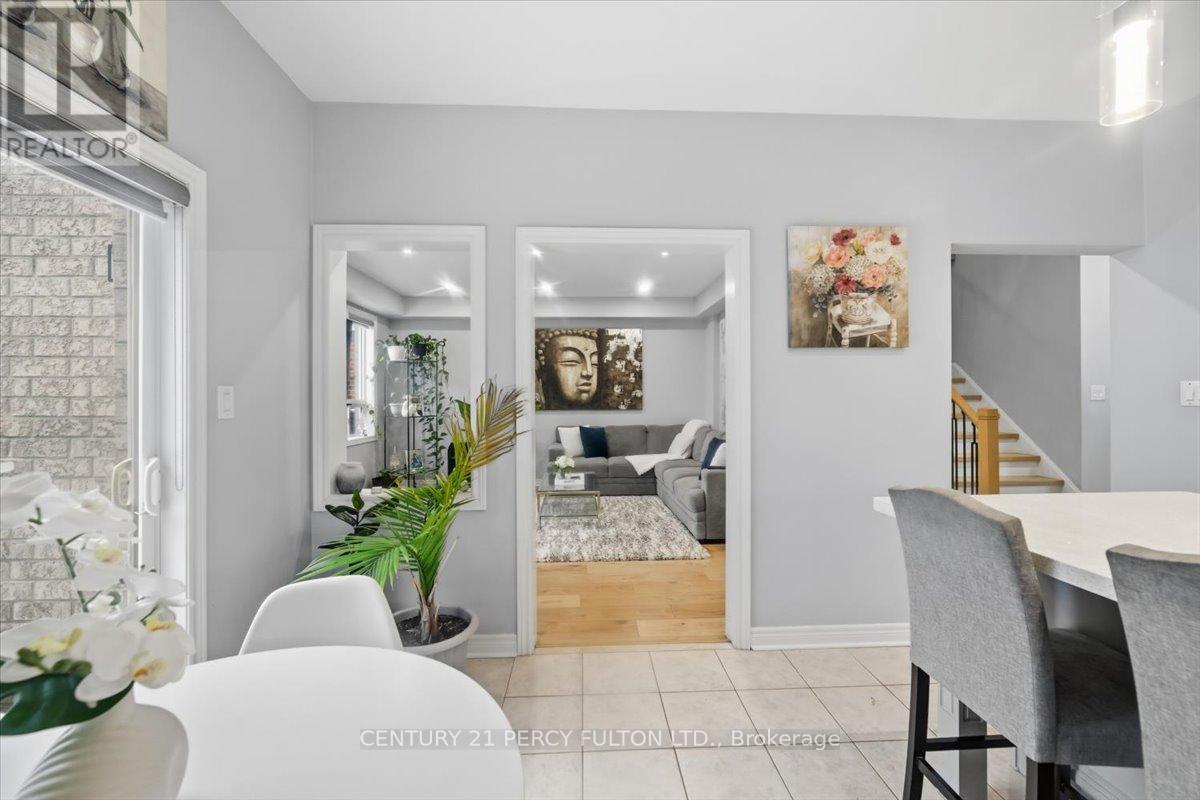 67 Kenilworth Crescent, Whitby, ON - Indoor Photo Showing Dining Room