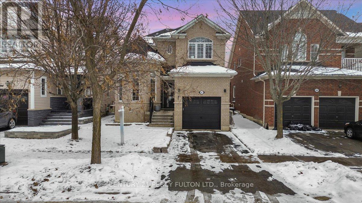 67 Kenilworth Crescent, Whitby, ON - Outdoor