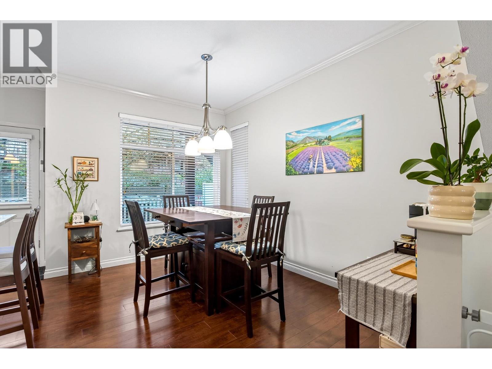 39 50 Panorama Place, Port Moody, BC - Indoor Photo Showing Dining Room