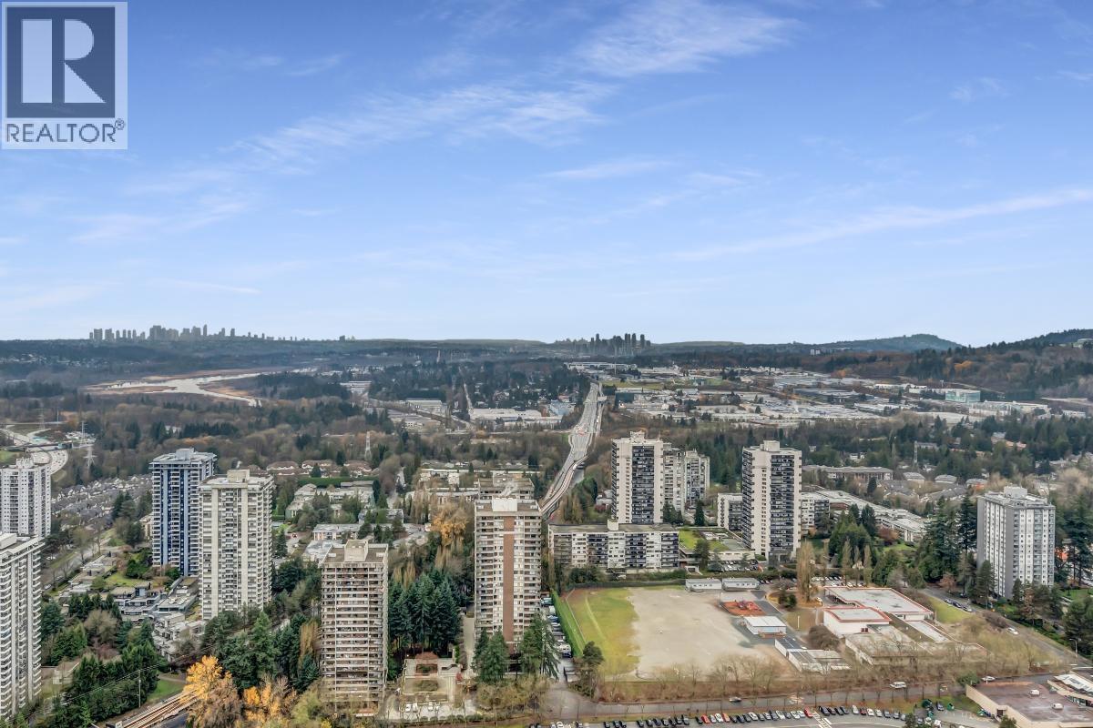 4407 3809 Evergreen Place, Burnaby, BC - Outdoor With View