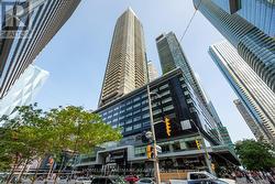 4003 - 55 BREMNER BOULEVARD Toronto, ON M5J 0A6