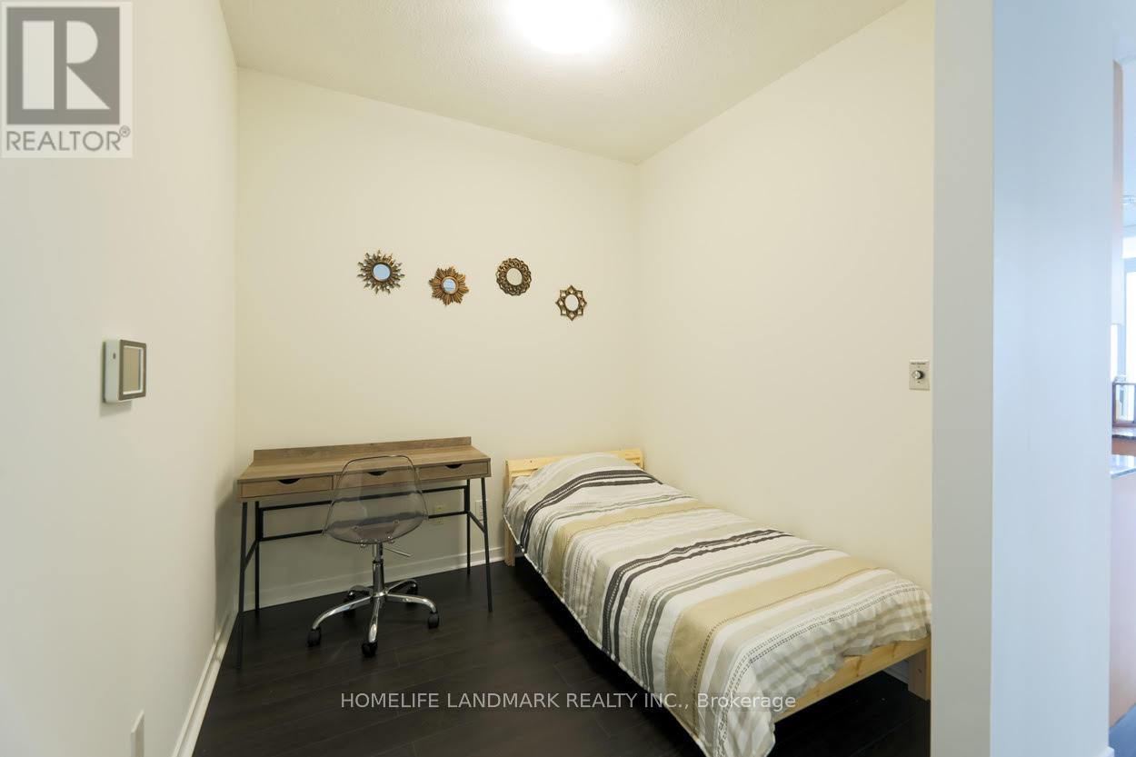 4003 - 55 Bremner Boulevard, Toronto, ON - Indoor Photo Showing Bedroom