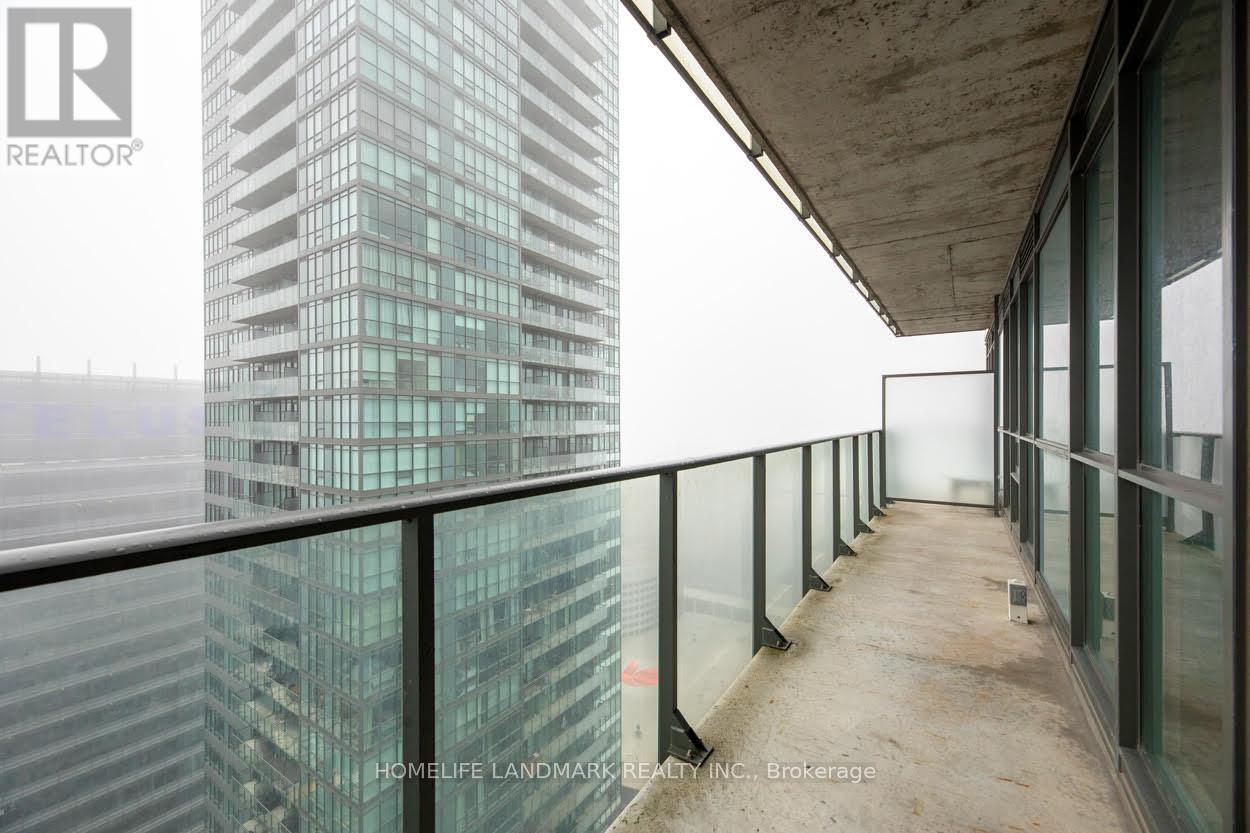 4003 - 55 Bremner Boulevard, Toronto, ON - Outdoor With Exterior