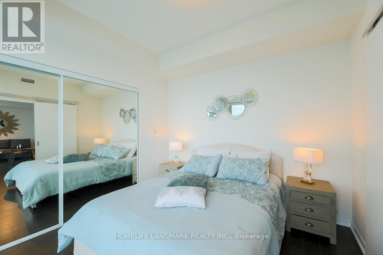 4003 - 55 Bremner Boulevard, Toronto, ON - Indoor Photo Showing Bedroom