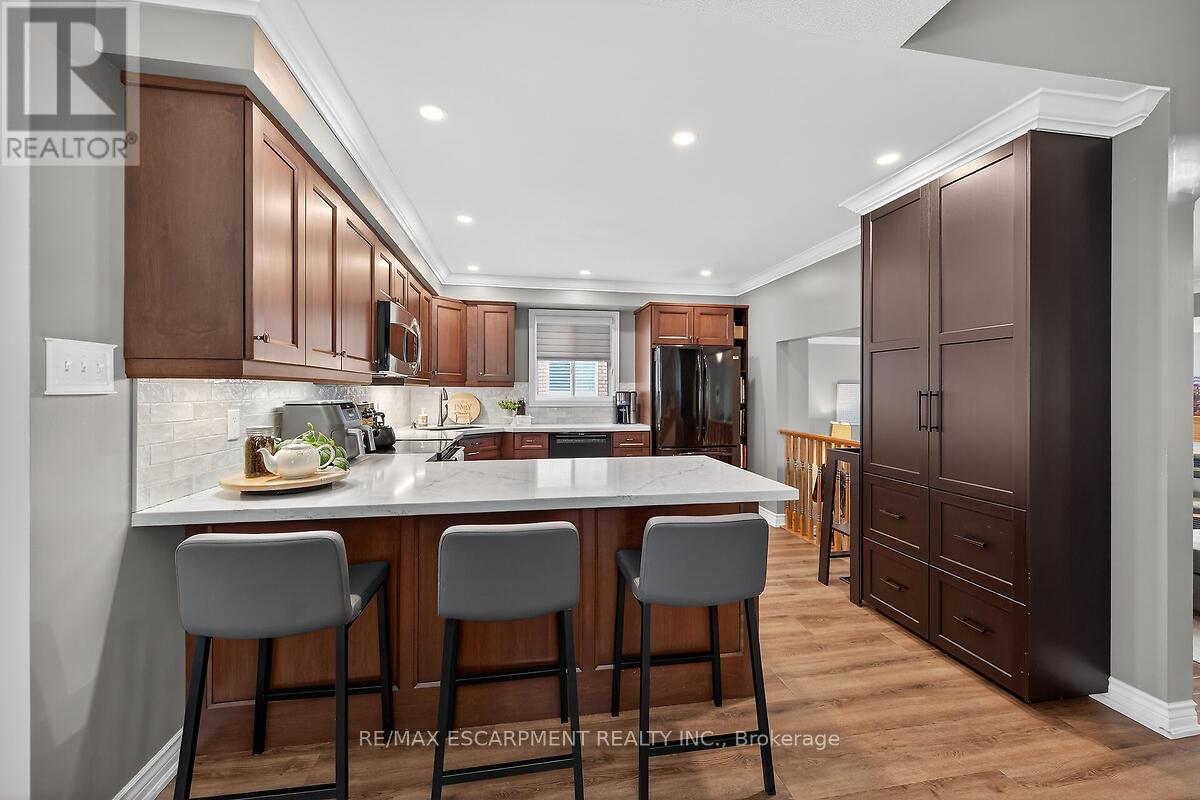 218 Portage Lane, Hamilton, ON - Indoor