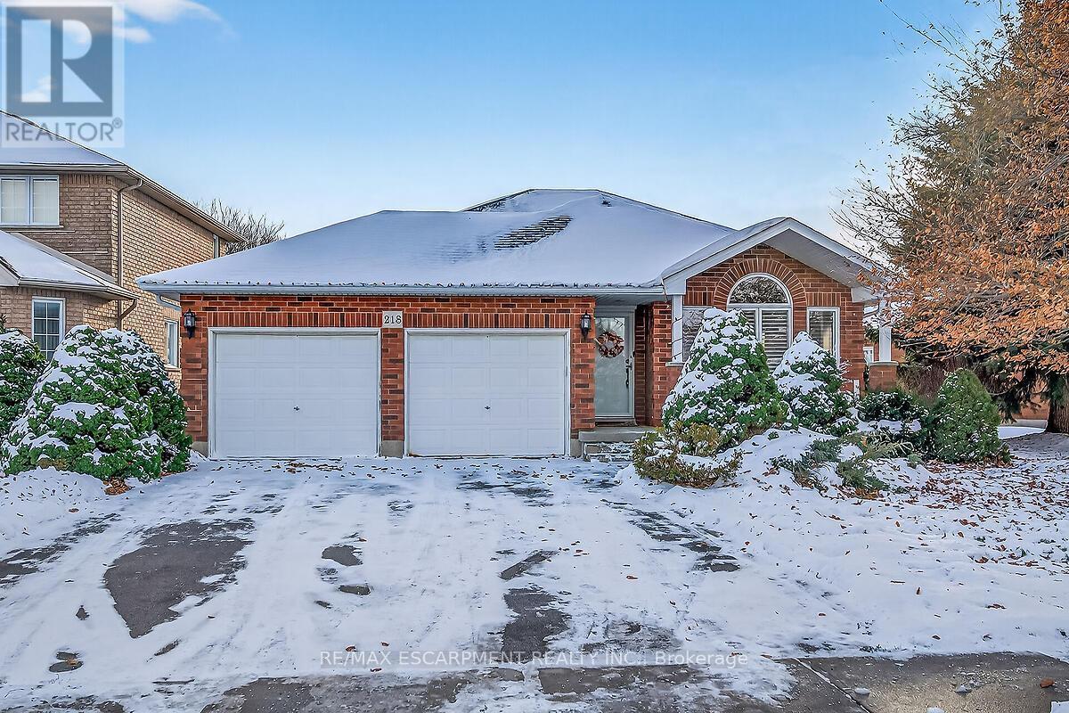 218 Portage Lane, Hamilton, ON - Outdoor