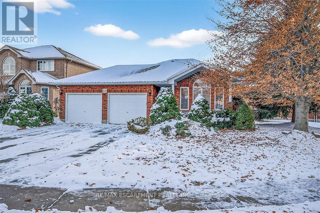 218 Portage Lane, Hamilton, ON - Outdoor