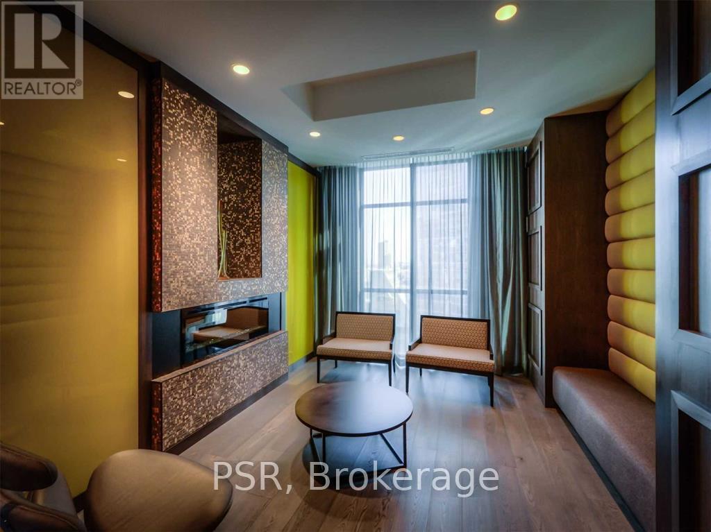 3014 - 300 Front Street W, Toronto, ON - Indoor Photo Showing Other Room