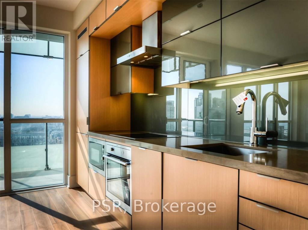 3014 - 300 Front Street W, Toronto, ON - Indoor