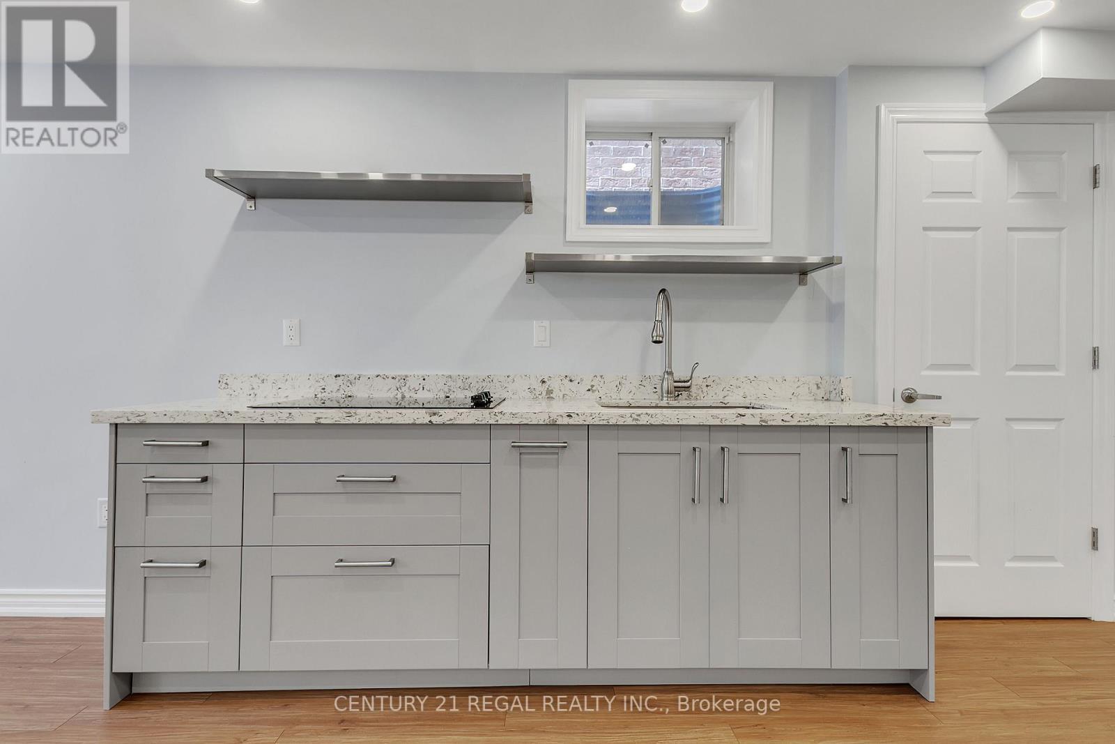 140 Cherryhurst Road, Oakville, ON - Indoor