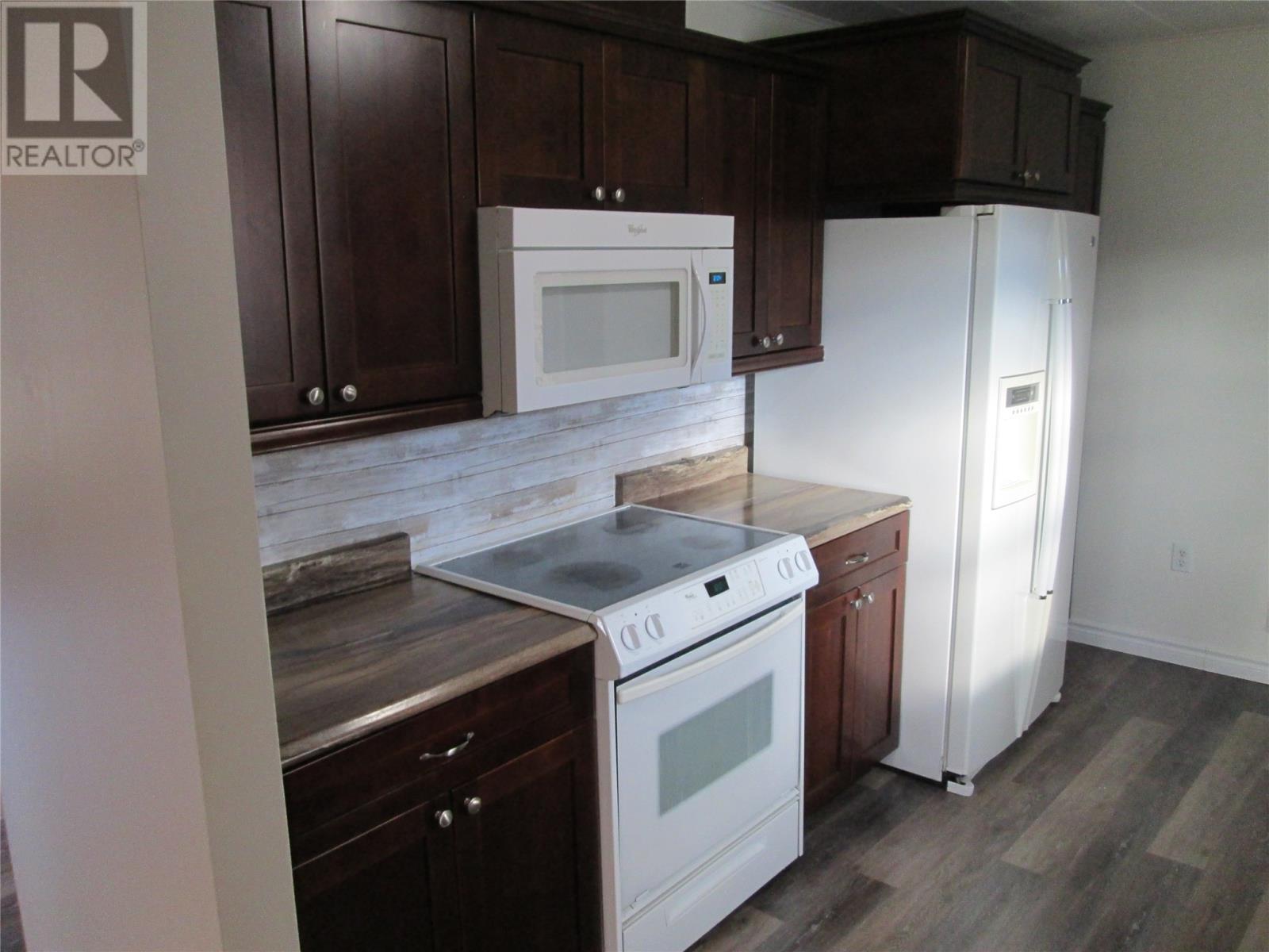 12 Bonaventure Avenue, Gambo, NL - Indoor Photo Showing Kitchen