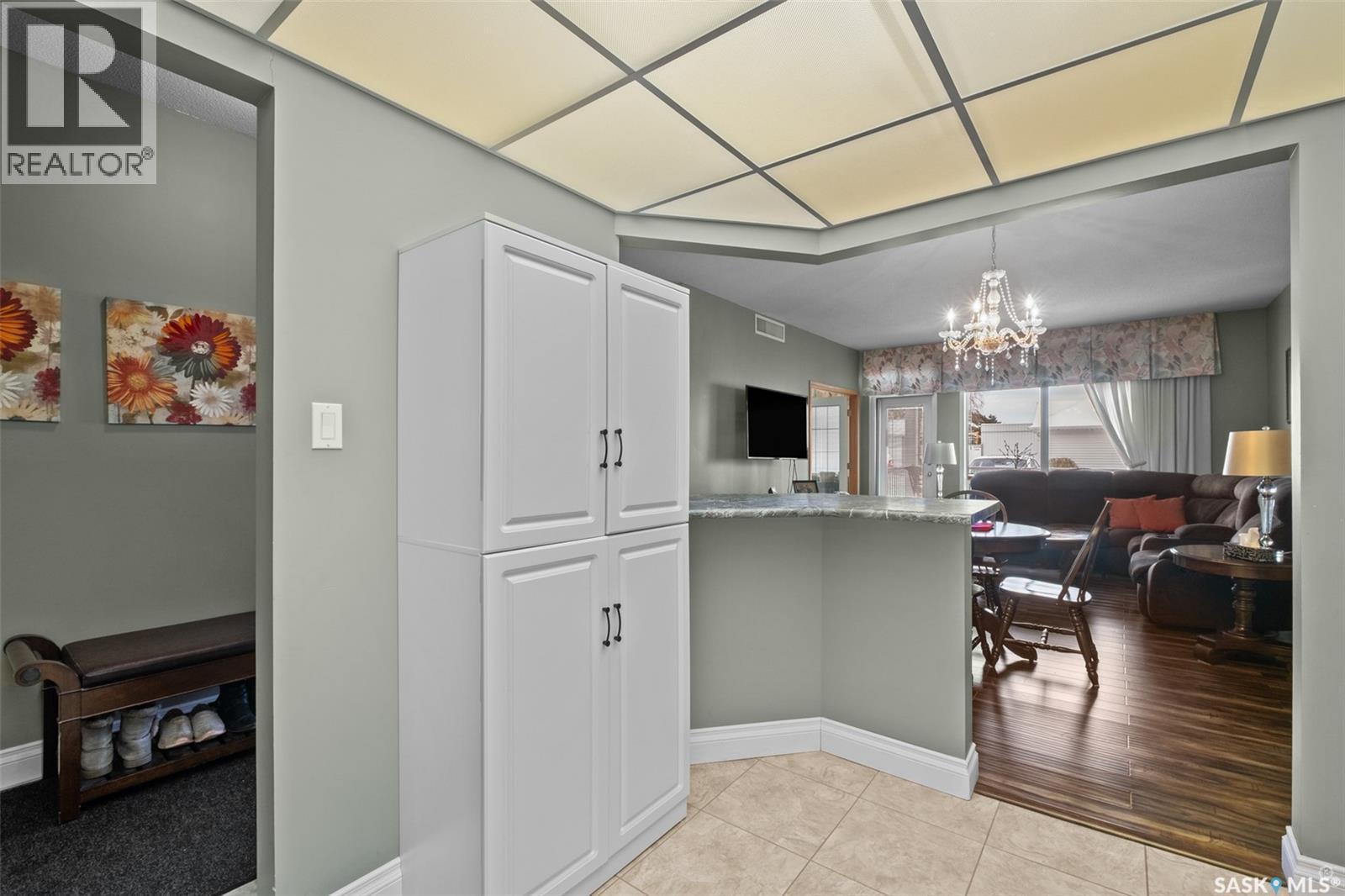 101 3590 4Th Avenue W, Prince Albert, SK - Indoor