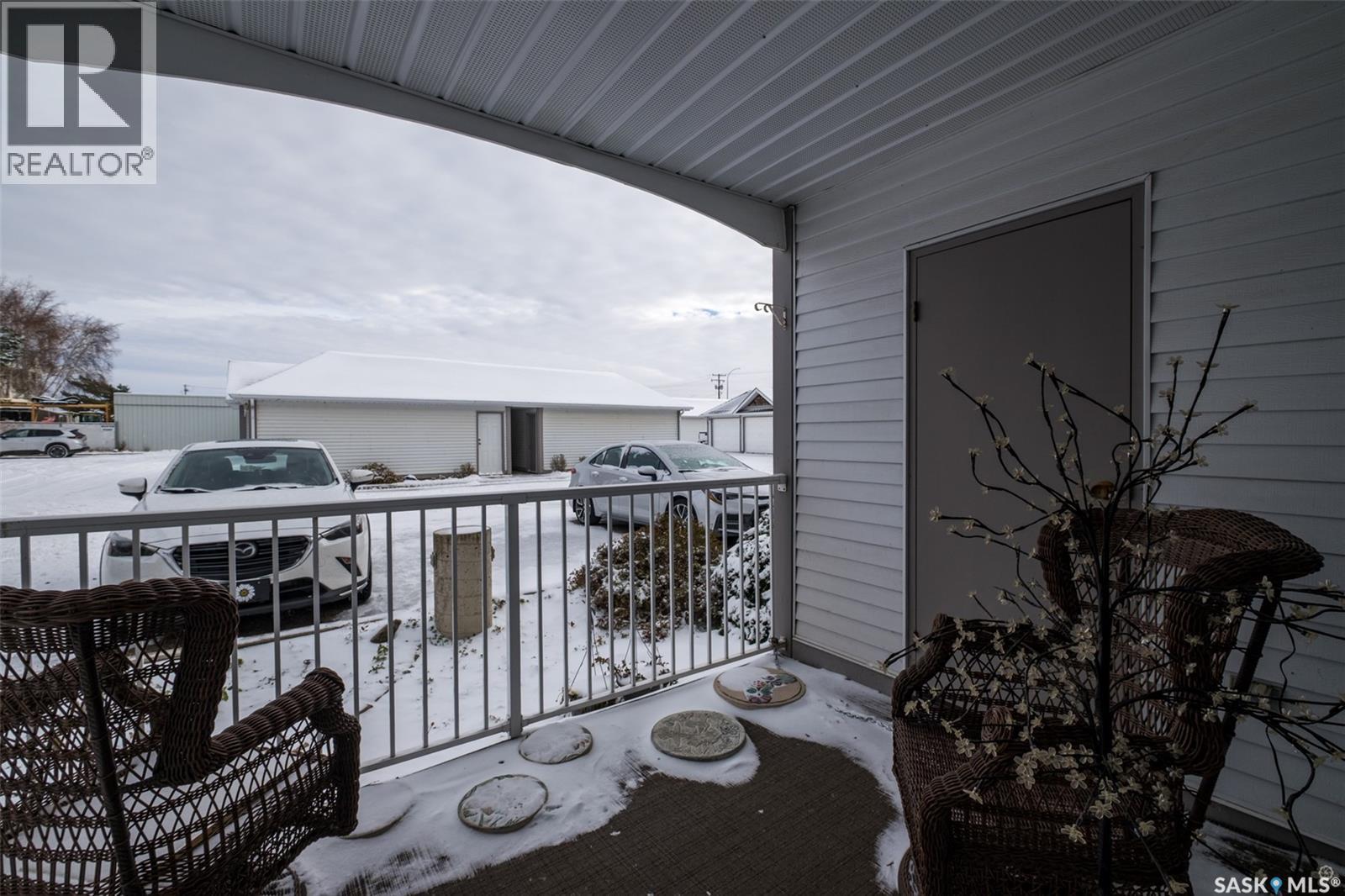 101 3590 4Th Avenue W, Prince Albert, SK - Outdoor With Exterior