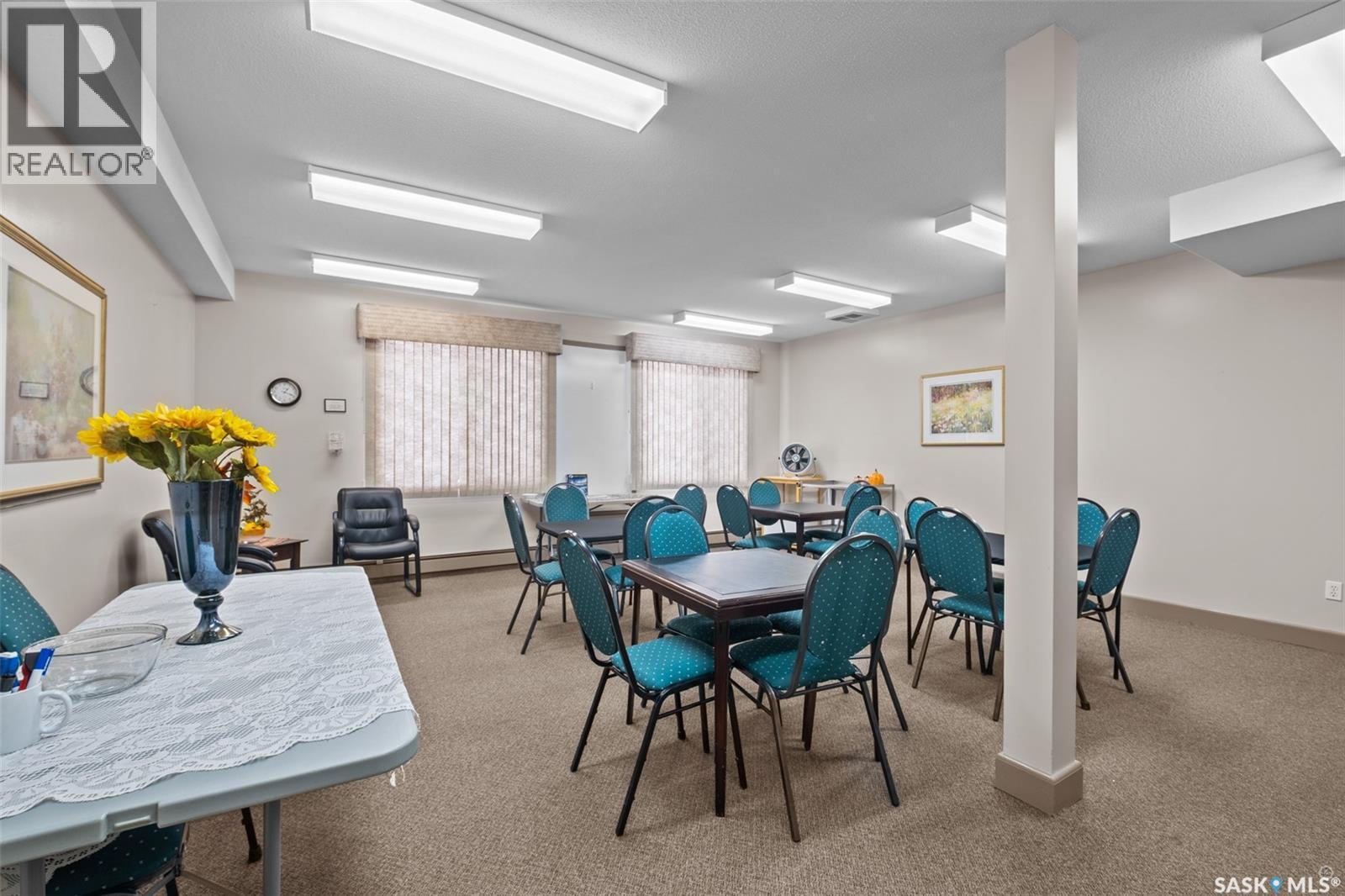 101 3590 4Th Avenue W, Prince Albert, SK - Indoor