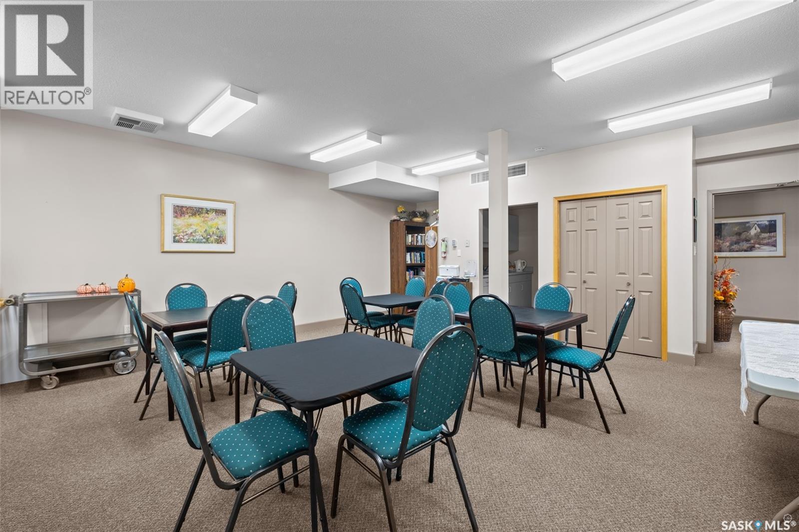 101 3590 4Th Avenue W, Prince Albert, SK - Indoor