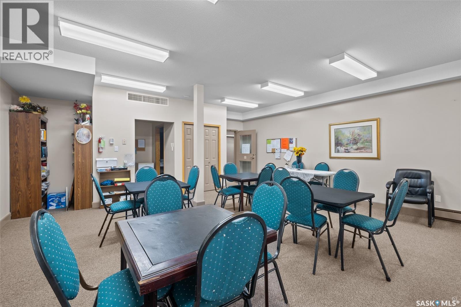 101 3590 4Th Avenue W, Prince Albert, SK - Indoor