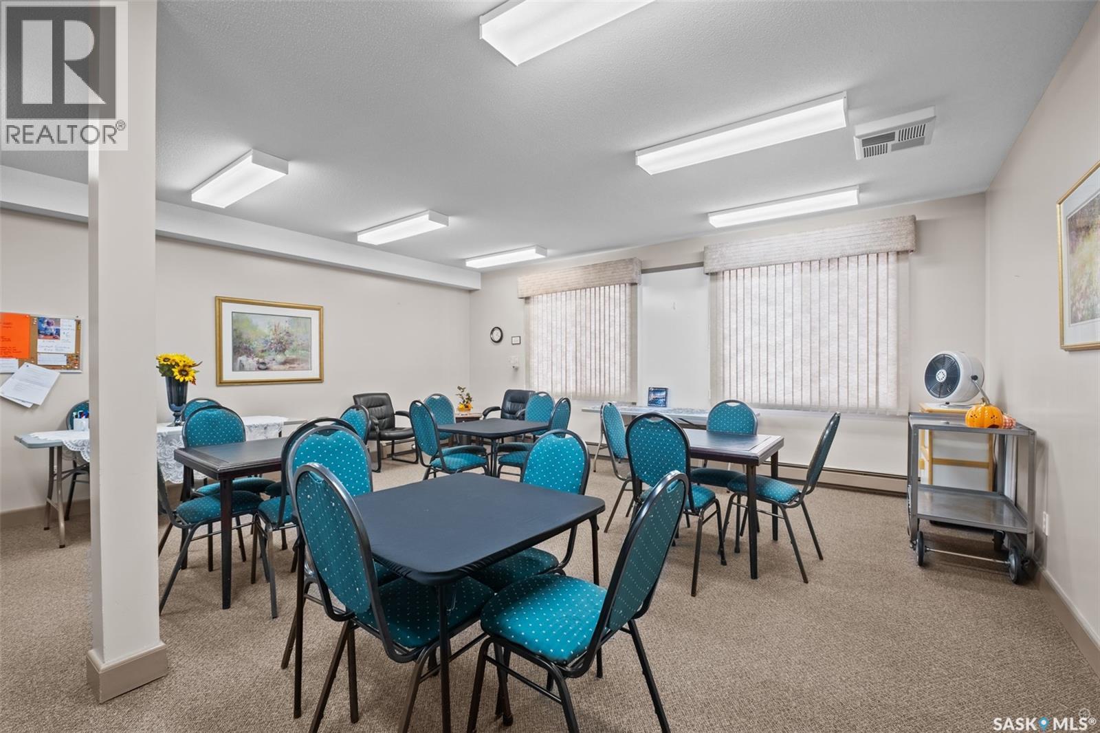 101 3590 4Th Avenue W, Prince Albert, SK - Indoor