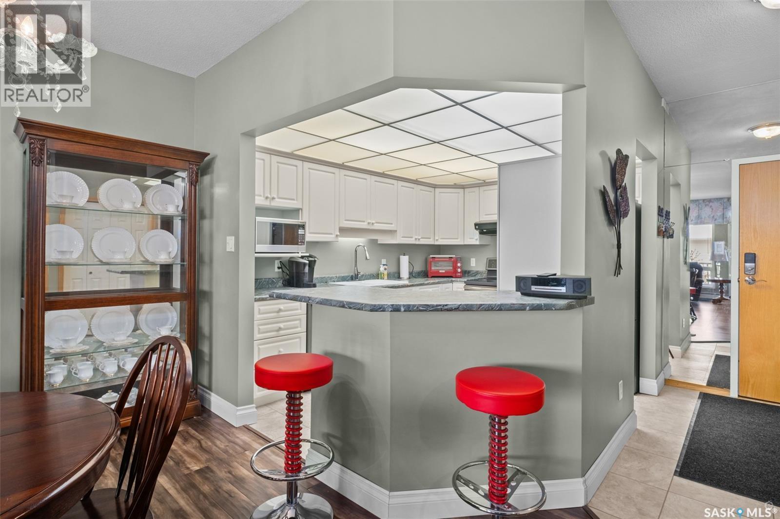 101 3590 4Th Avenue W, Prince Albert, SK - Indoor