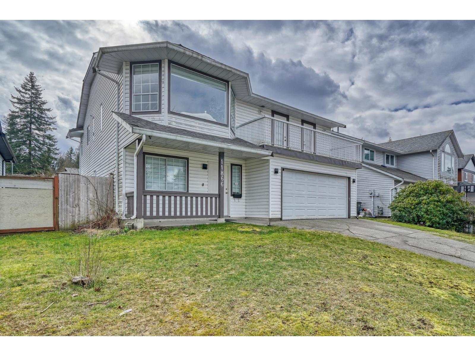 11866 98 Avenue, Surrey, BC - Outdoor