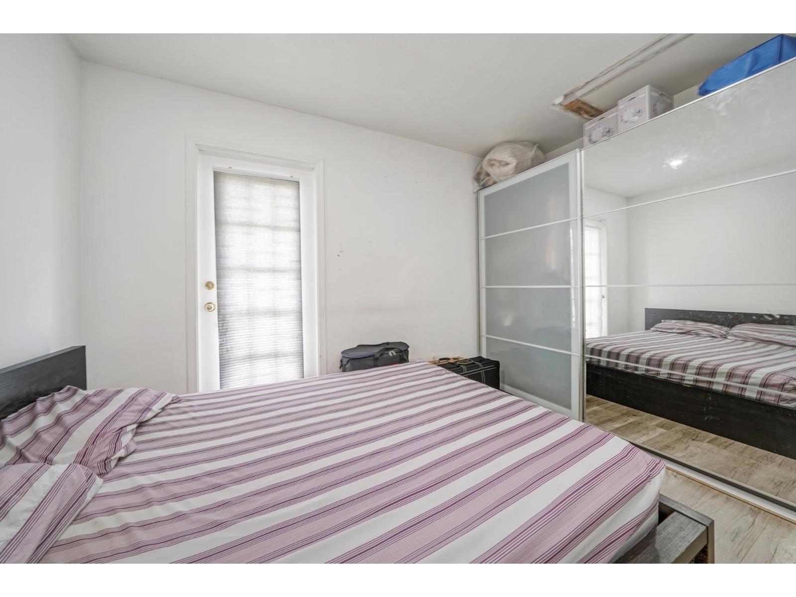 11866 98 Avenue, Surrey, BC - Indoor Photo Showing Bedroom