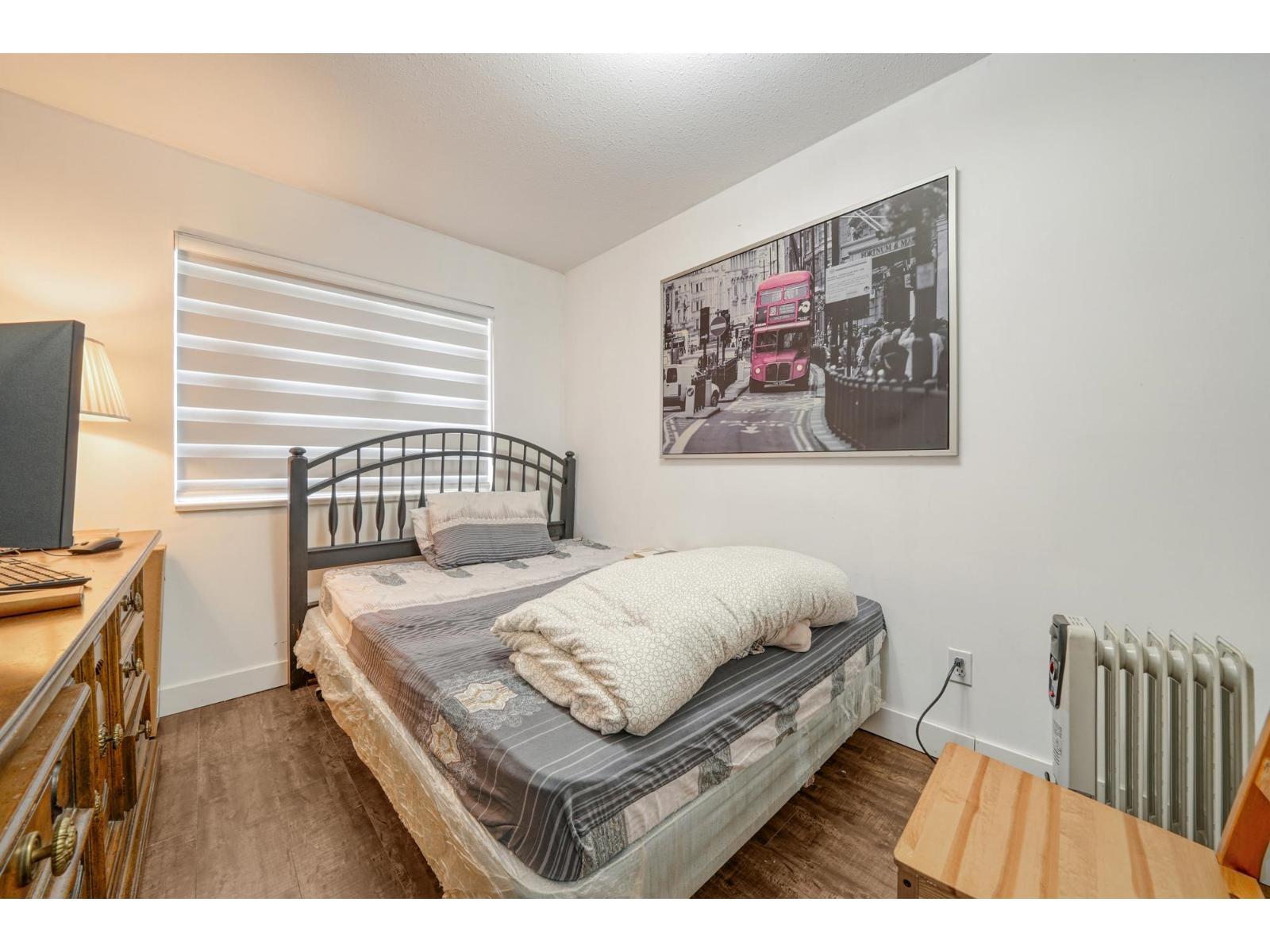 11866 98 Avenue, Surrey, BC - Indoor Photo Showing Bedroom