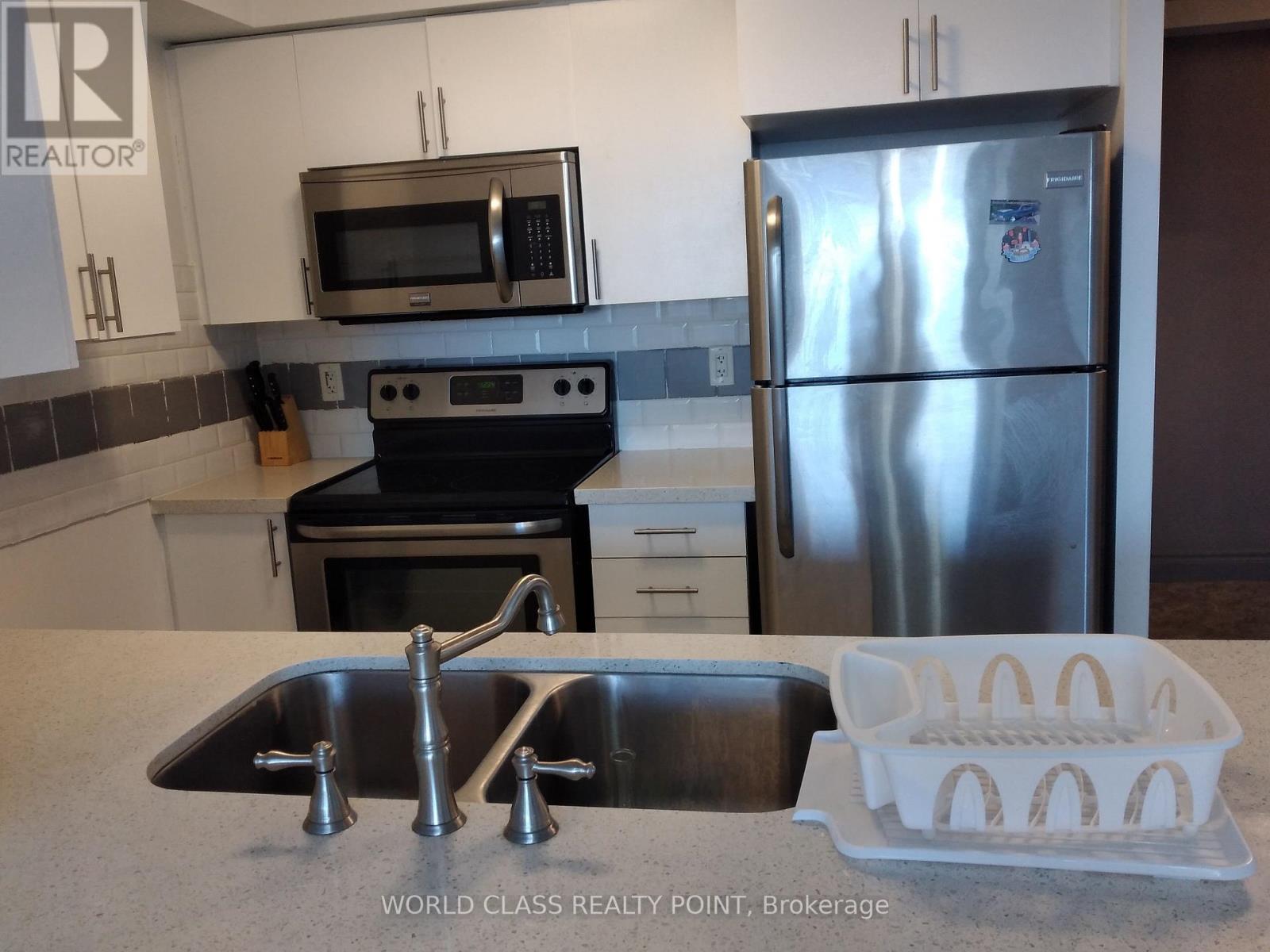 Kitchen - 1206 - 35 Saranac Boulevard, Toronto, ON - Indoor Photo Showing Kitchen With Stainless Steel Kitchen With Double Sink