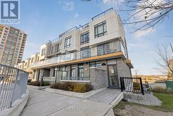 21 - 1245 BAYLY STREET Pickering, ON L1W 0B5