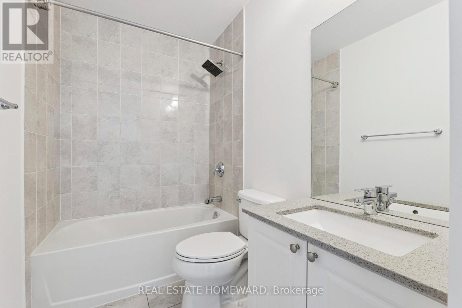 21 - 1245 Bayly Street, Pickering, ON - Indoor Photo Showing Bathroom