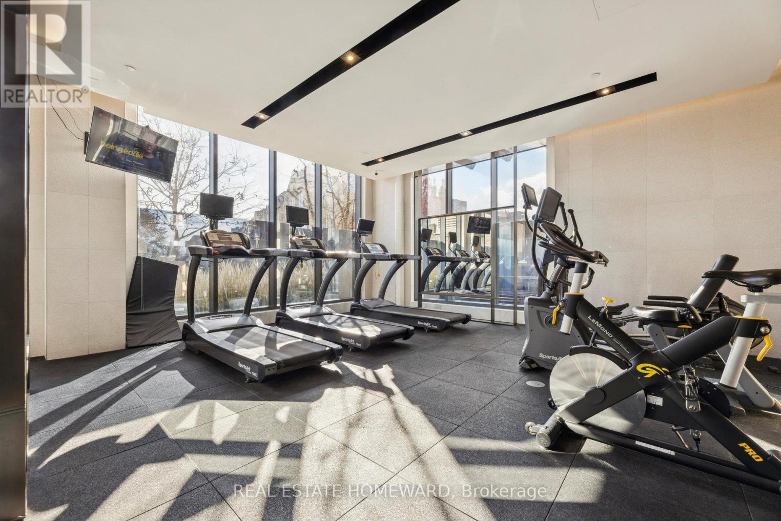 21 - 1245 Bayly Street, Pickering, ON - Indoor Photo Showing Gym Room