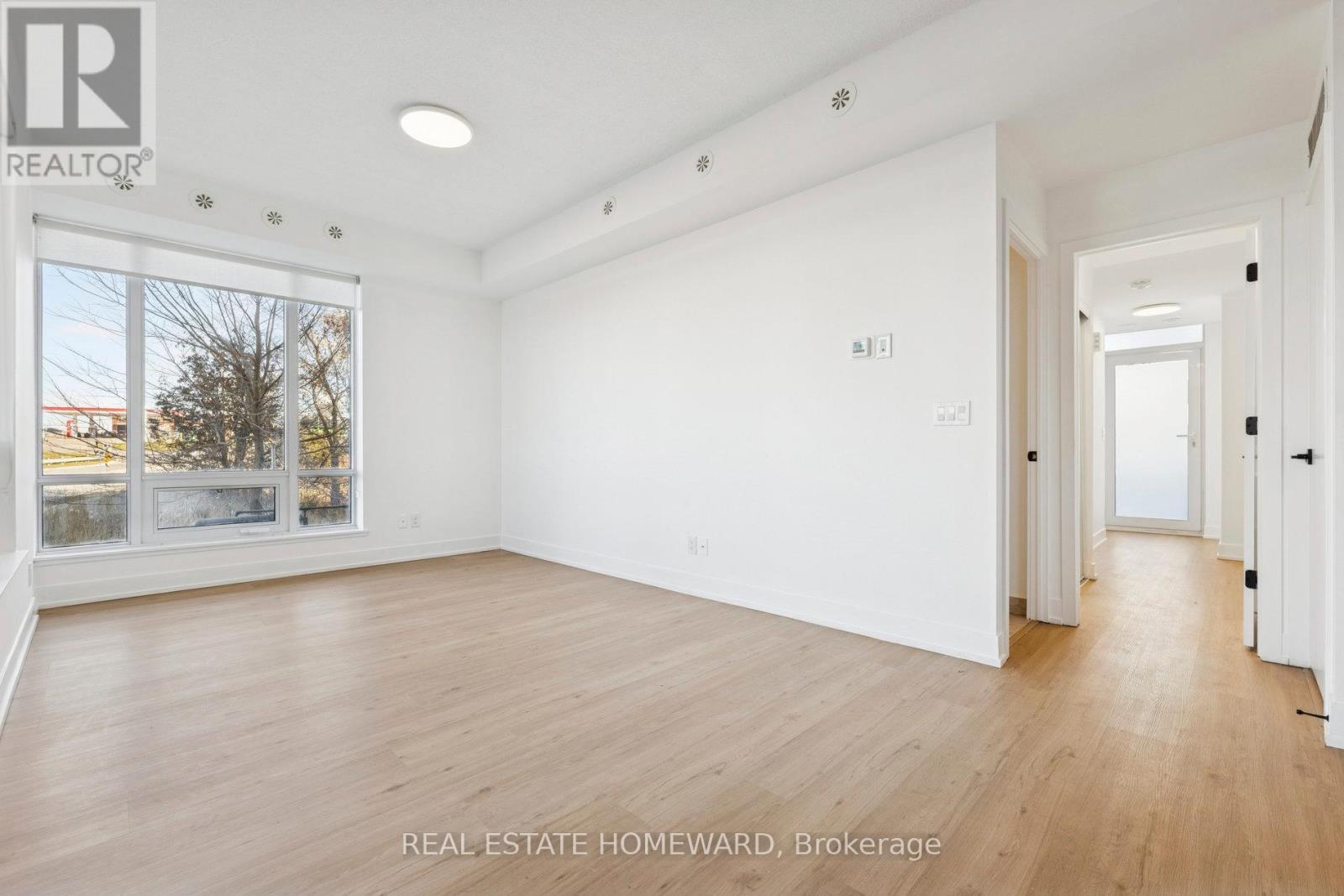 21 - 1245 Bayly Street, Pickering, ON - Indoor Photo Showing Other Room