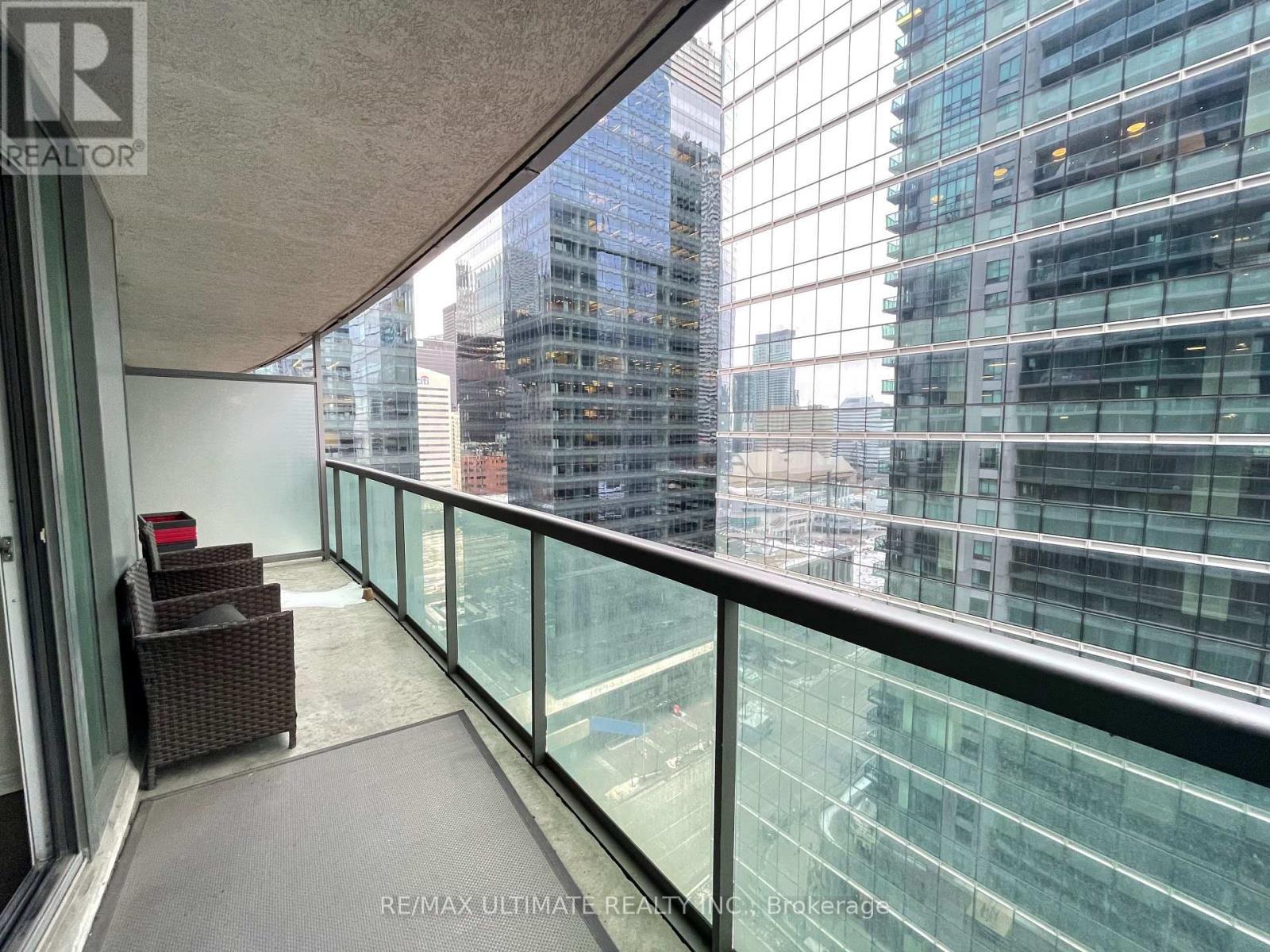2308 - 30 Grand Trunk Crescent, Toronto, ON - Outdoor With Balcony With Exterior