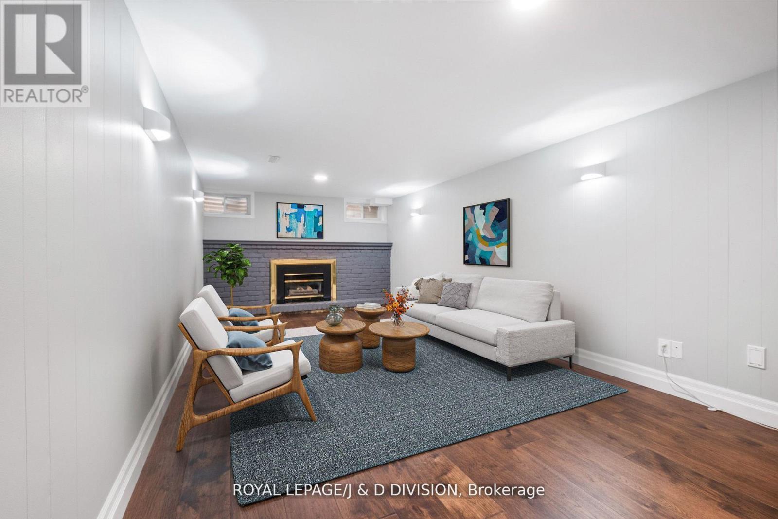 4226 Longmoor Drive, Burlington, ON - Indoor With Fireplace