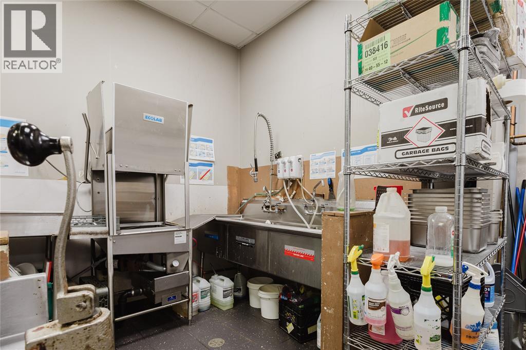 1107 Lambton Mall Road, Sarnia, ON